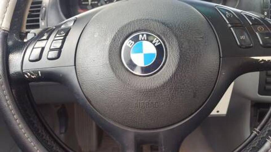 BMW 325 2001 price $3,495