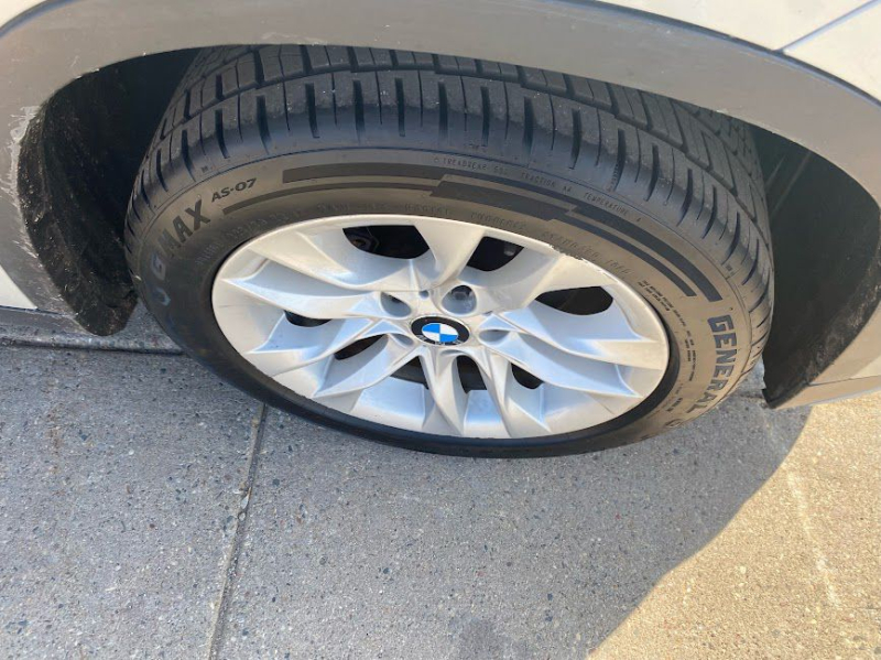BMW X1 2015 price $12,095