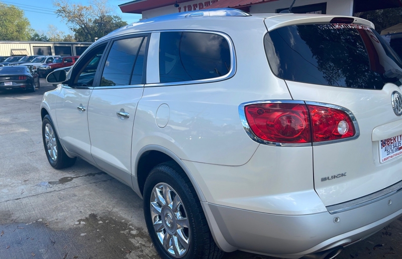 Buick Enclave 2011 price $9,995
