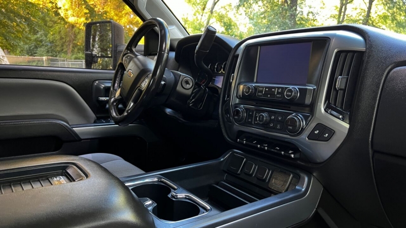 Chevrolet Silverado 2500HD 2018 price $39,495
