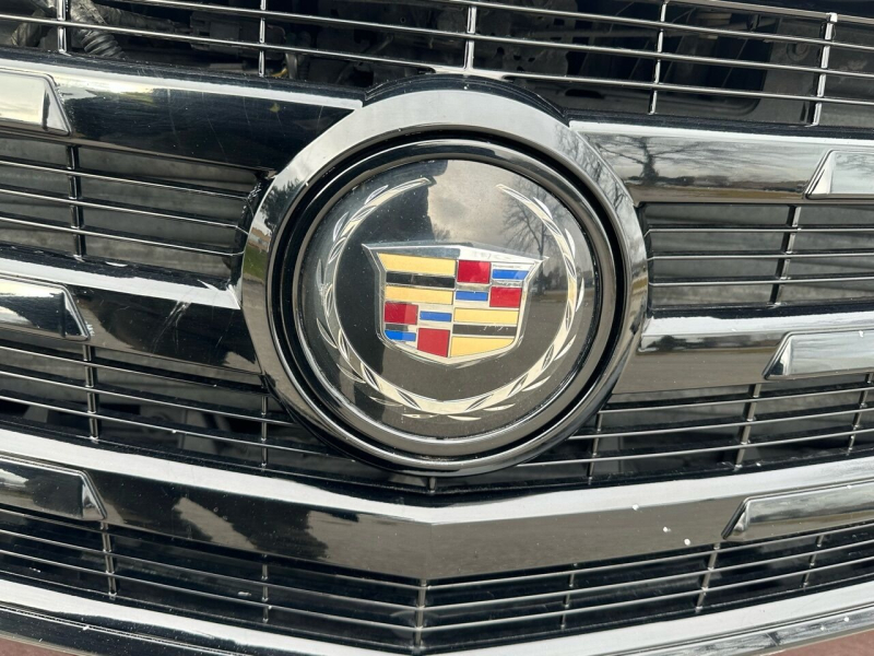 Cadillac Escalade 2015 price $27,495