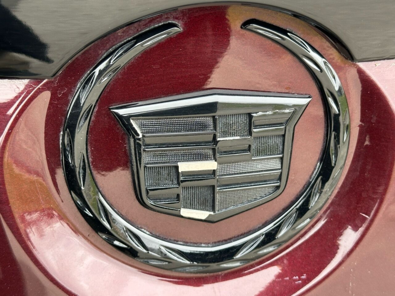 Cadillac Escalade 2015 price $28,491