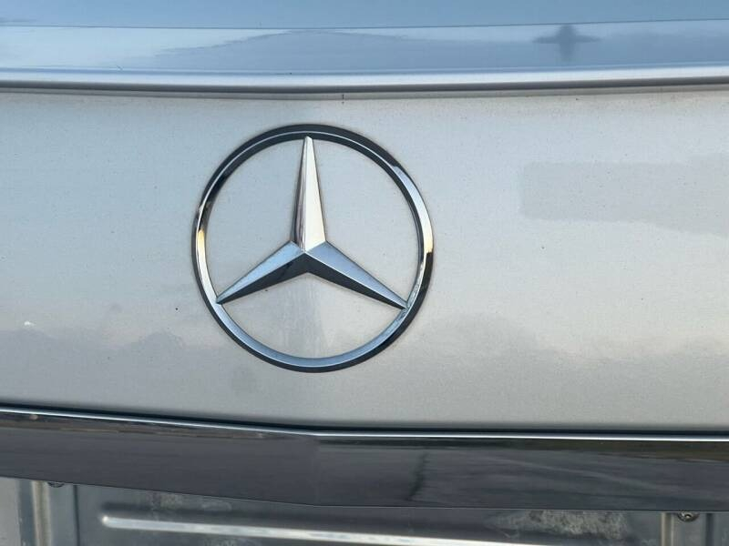 Mercedes-Benz E-Class 2011 price $1