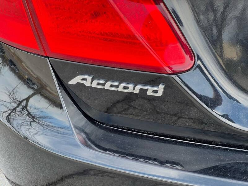 Honda Accord Sedan 2014 price $15,995