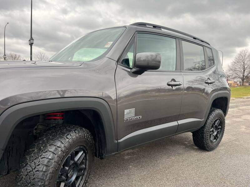 Jeep Renegade 2018 price $16,991