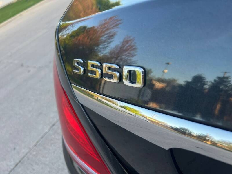 Mercedes-Benz S550 2017 price $34,995
