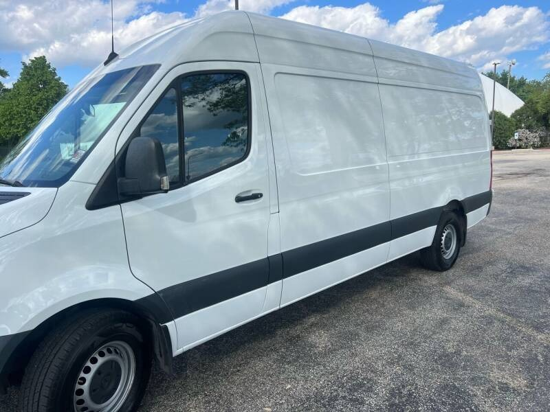 Mercedes-Benz Sprinter Van 2021 price $36,991