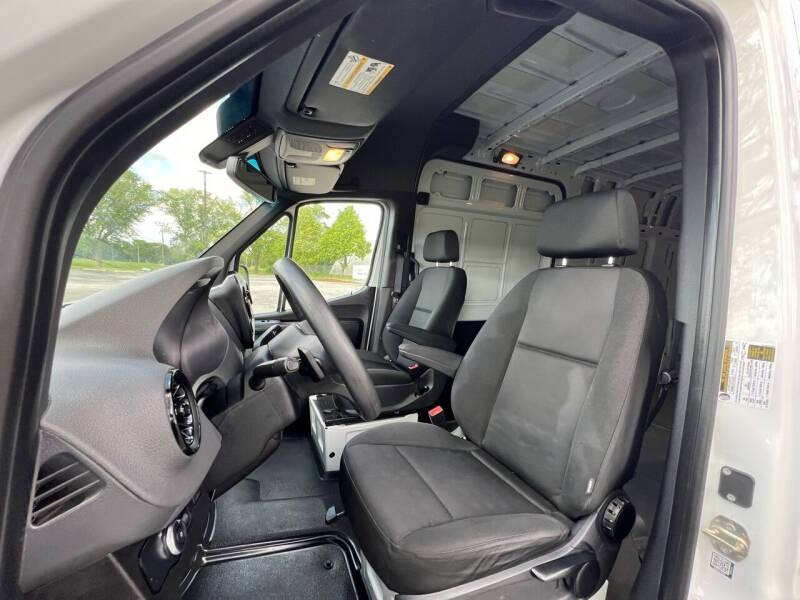 Mercedes-Benz Sprinter Van 2021 price $36,991