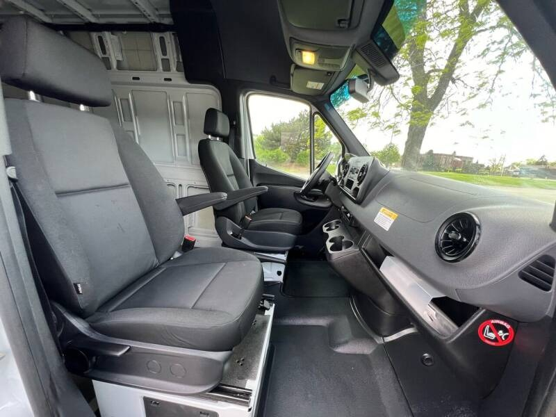 Mercedes-Benz Sprinter Van 2021 price $36,991