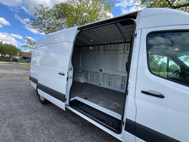 Mercedes-Benz Sprinter Van 2021 price $36,991