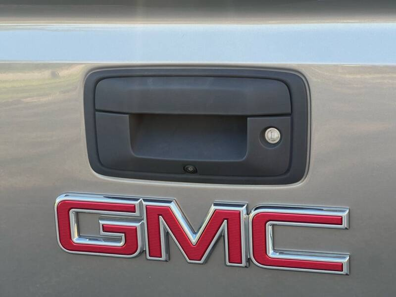 GMC Sierra 1500 2017 price $14,999