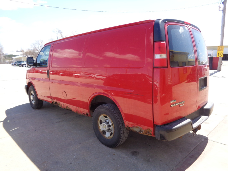Chevrolet Express Cargo Van 2012 price $2,995