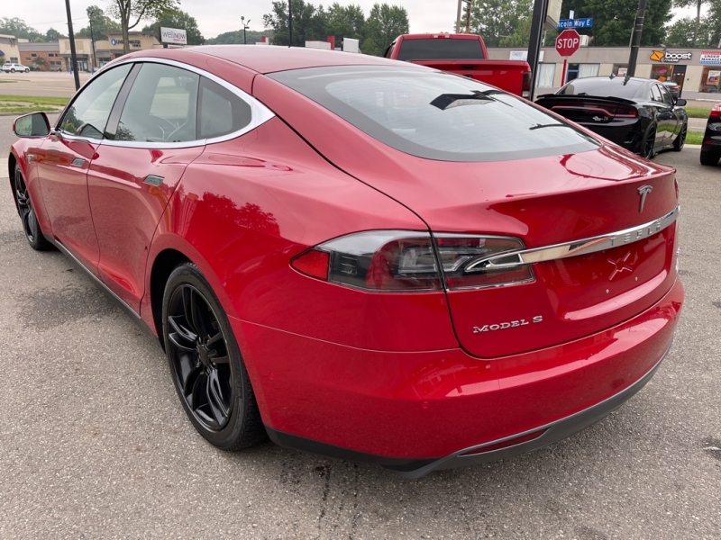 Tesla Model S 2015 price $25,950