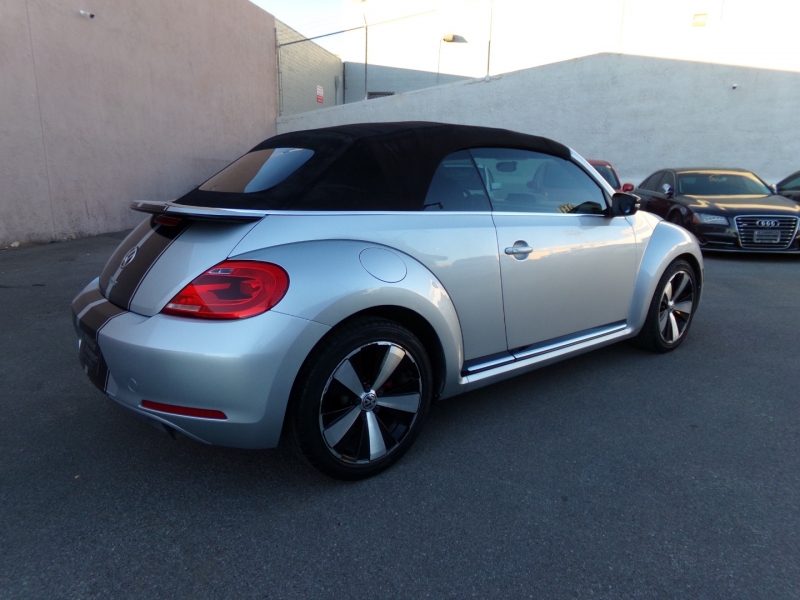 Volkswagen Beetle Convertible 2013 price $12,499