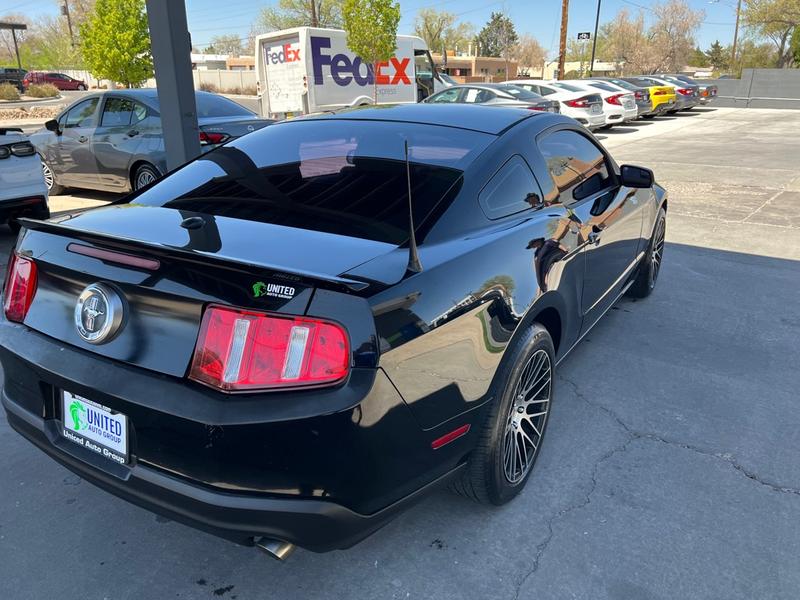 FORD MUSTANG 2011 price $13,450