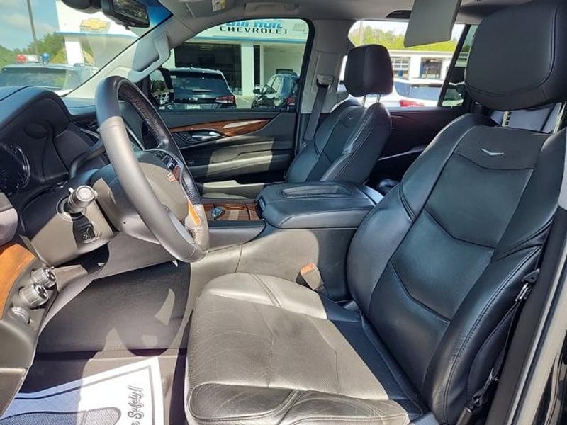 Cadillac Escalade ESV 2019 price $46,997
