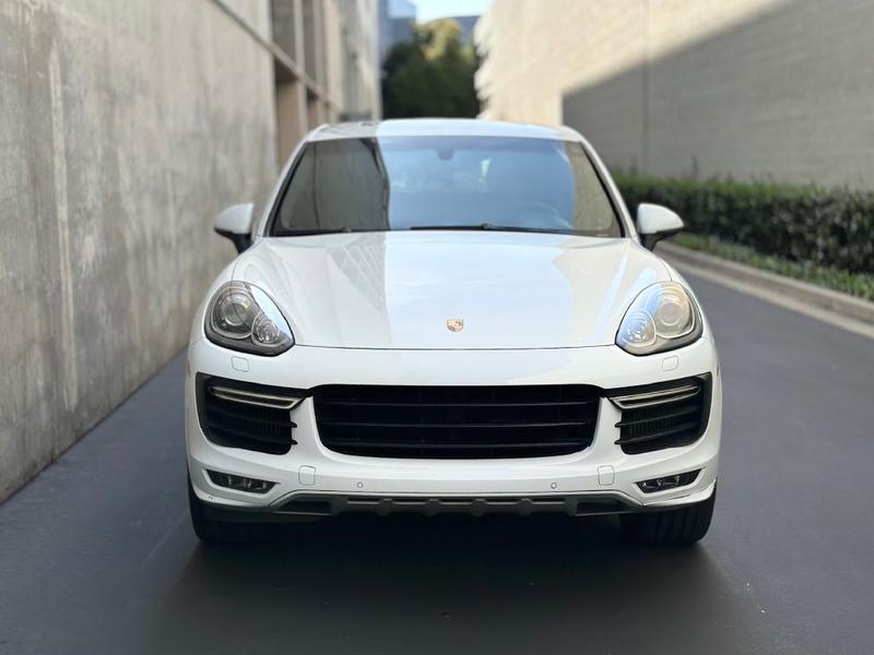 PORSCHE CAYENNE 2017 price $33,973