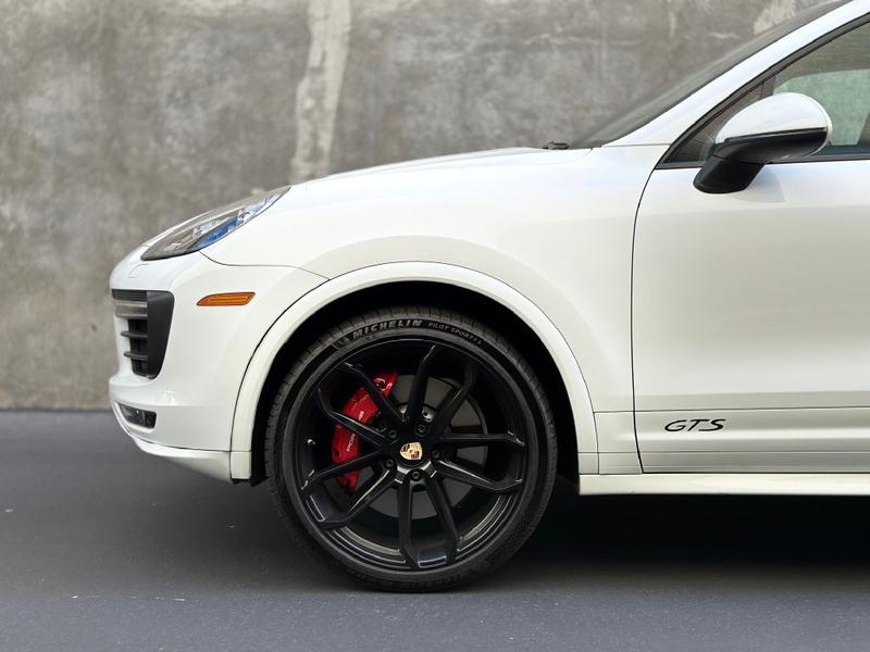 PORSCHE CAYENNE 2017 price $33,973