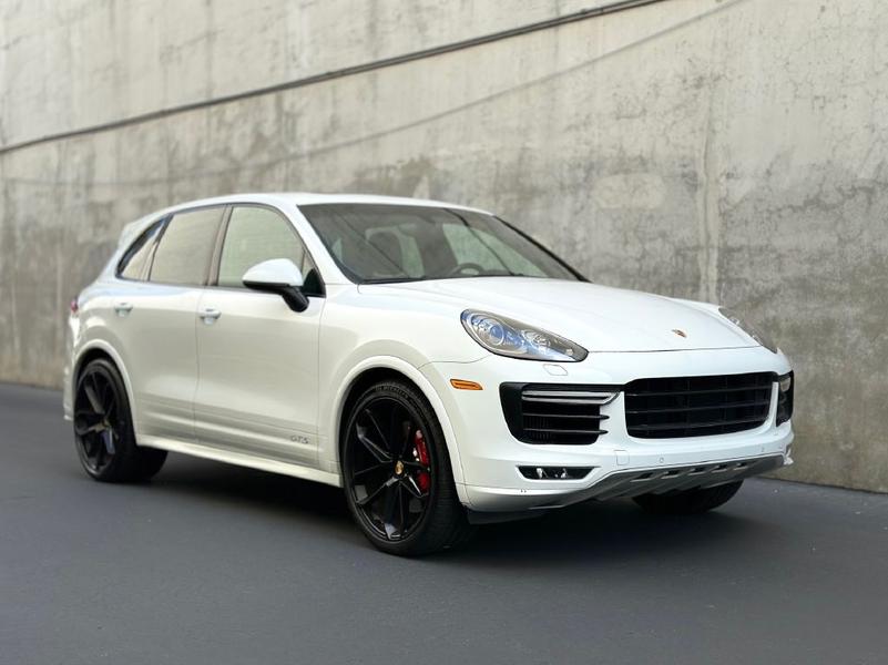 PORSCHE CAYENNE 2017 price $33,973