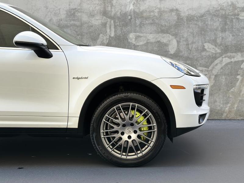 PORSCHE CAYENNE 2015 price $21,473