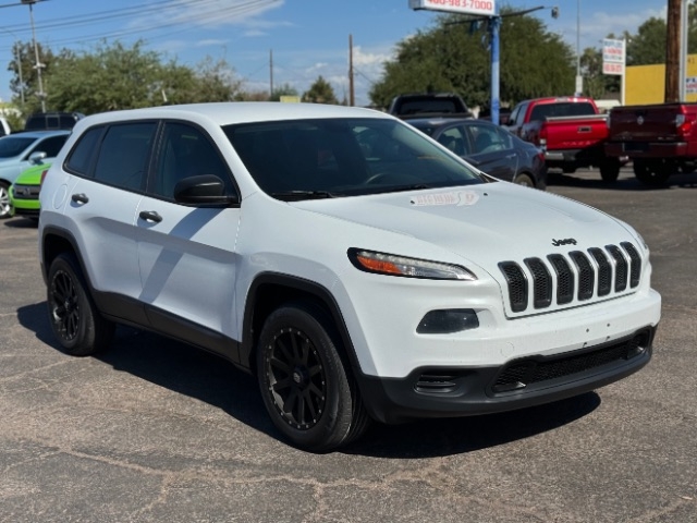 Jeep Cherokee 2014 price $10,495