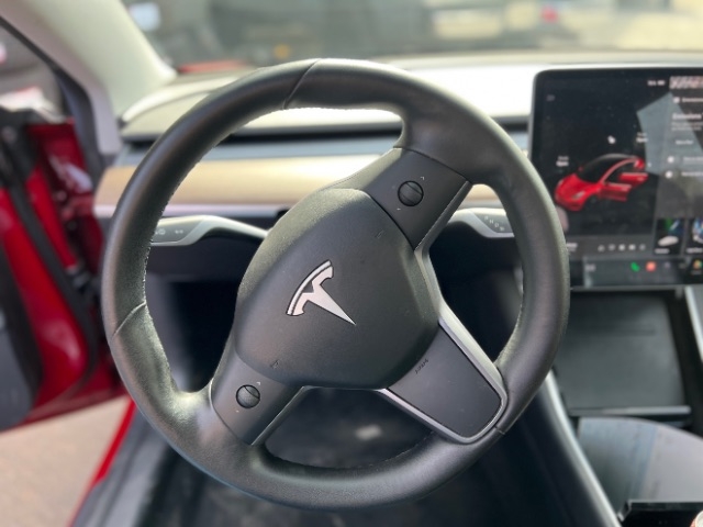Tesla Model 3 2019 price $32,995