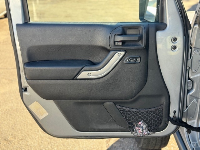 Jeep Wrangler 2015 price $18,995