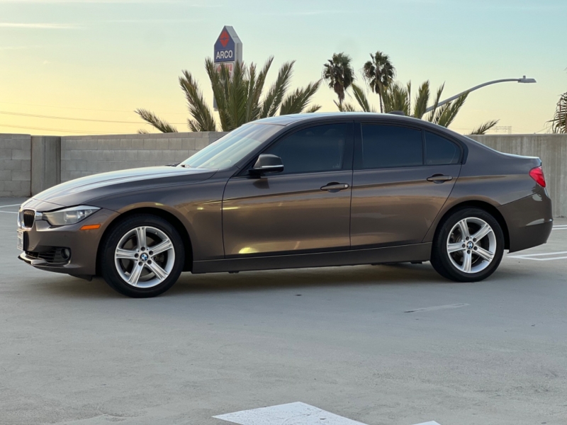 BMW 3-Series 2015 price $11,995