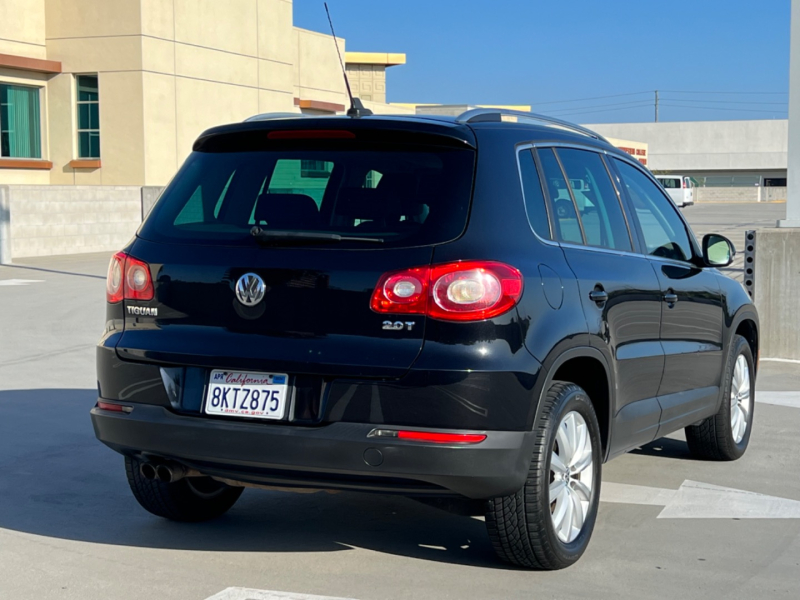 Volkswagen Tiguan 2011 price $8,485