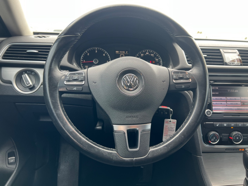 Volkswagen Passat 2014 price $7,498