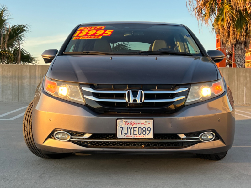 Honda Odyssey 2014 price $13,995