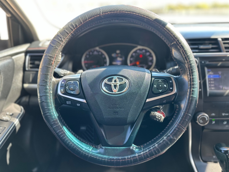 Toyota Camry 2016 price $13,495