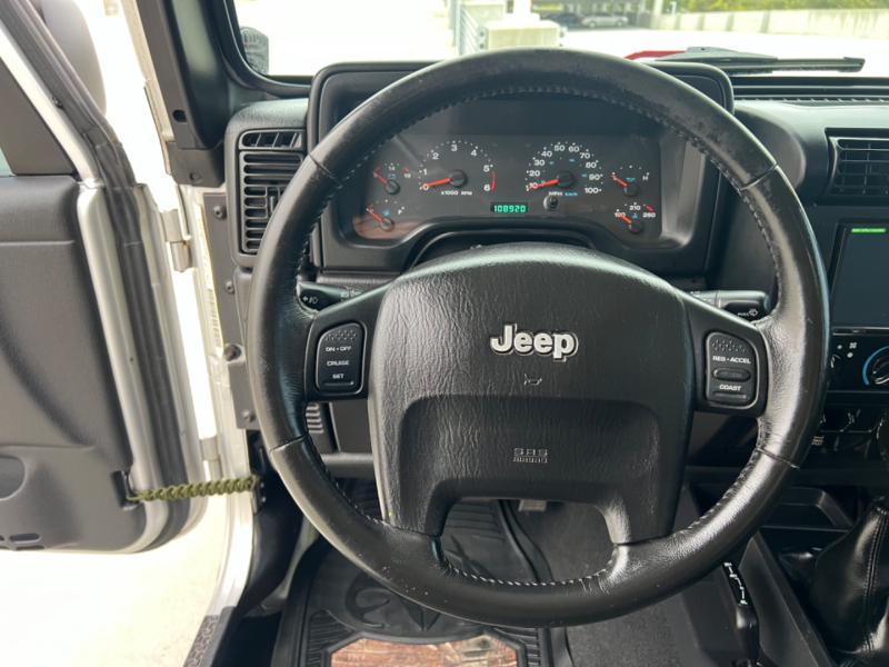 Jeep Wrangler 2006 price $11,995
