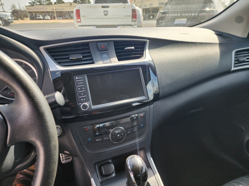 Nissan Sentra 2019 price $9,990