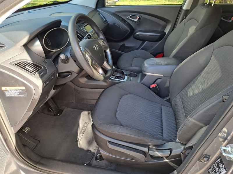 Hyundai Tucson 2014 price $12,950