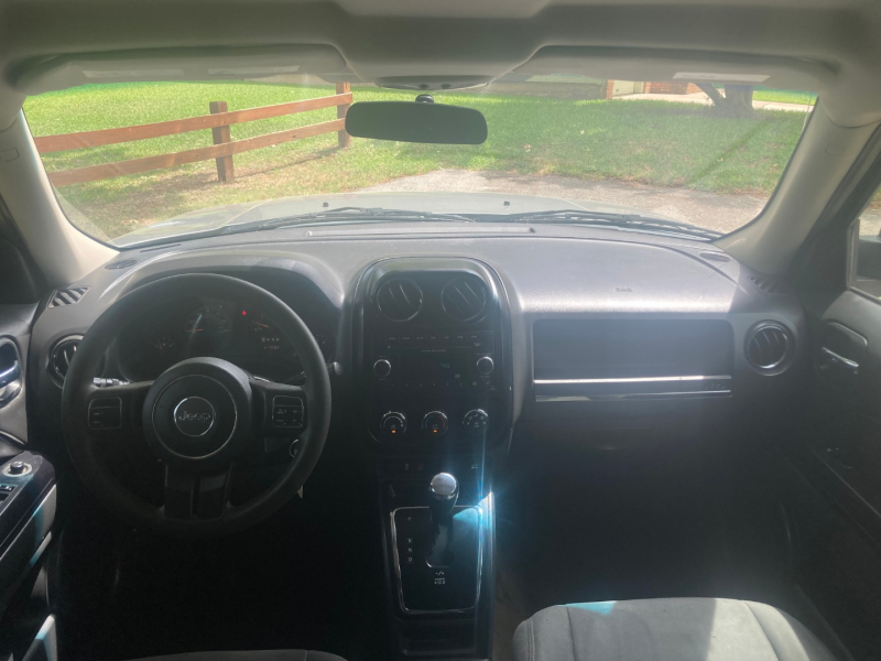 Jeep Patriot 2015 price $6,495
