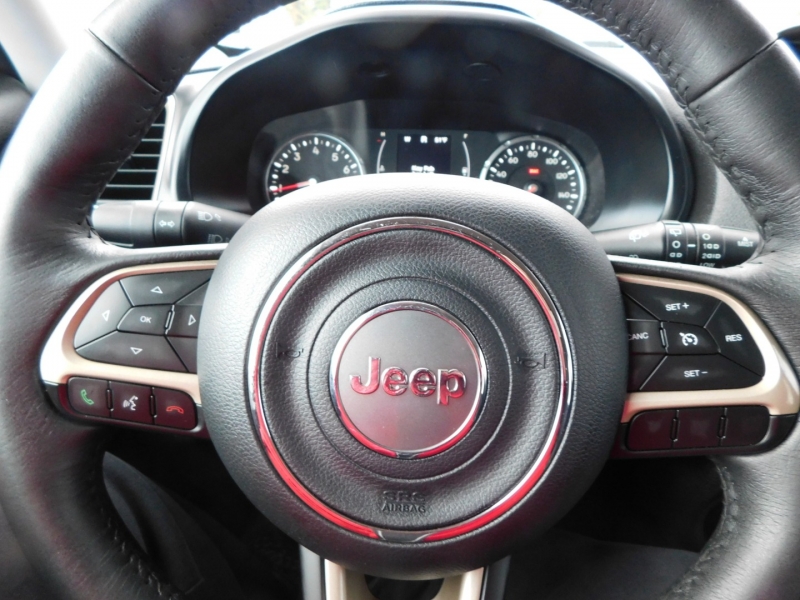 Jeep Renegade 2017 price $13,497