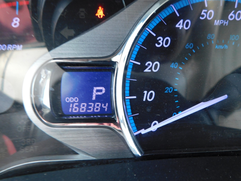 Toyota Sienna 2011 price $10,995