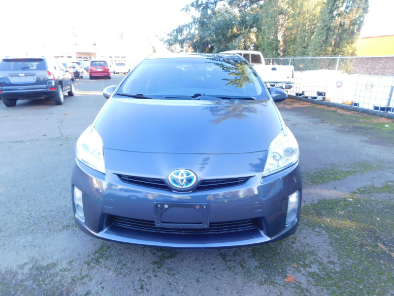 Toyota Prius 2011 price $10,995