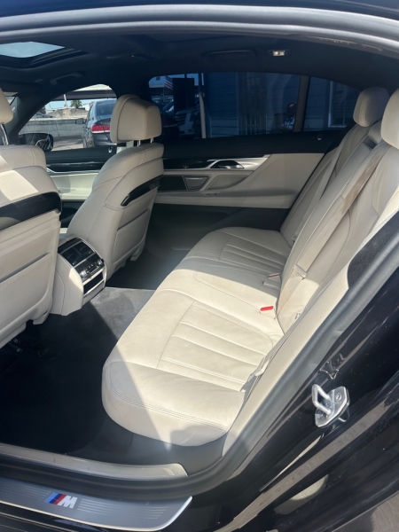 BMW 750 2018 price $29,999