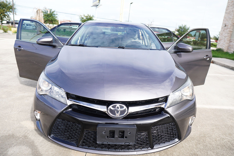 Toyota Camry 2017 price $17,150