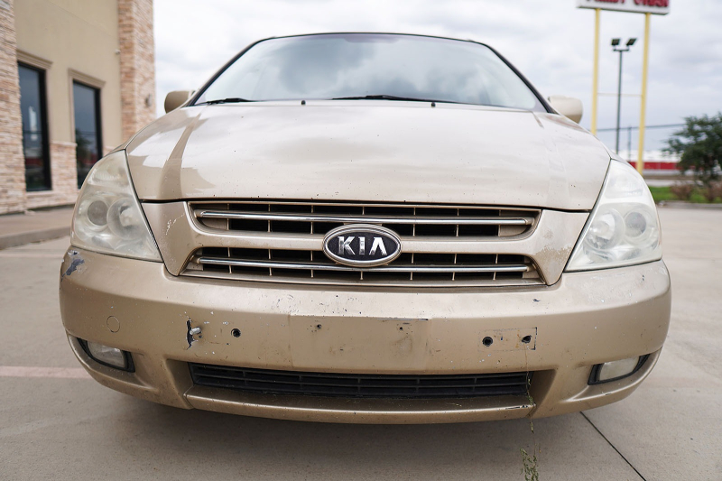 Kia Sedona 2009 price $5,750