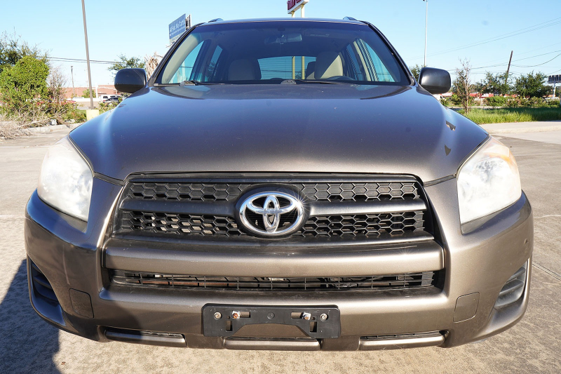 Toyota RAV4 2012 price $12,900