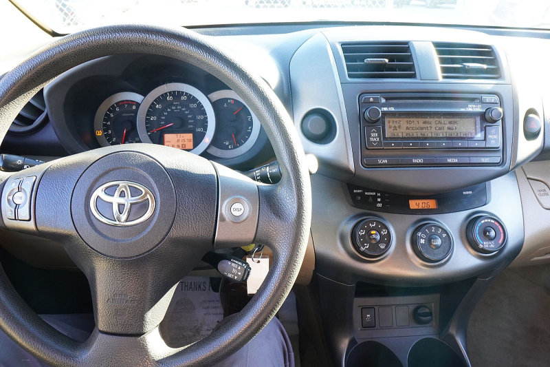Toyota RAV4 2012 price $12,900