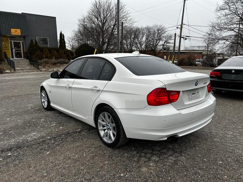 BMW 3 Series 2010 price $10,699