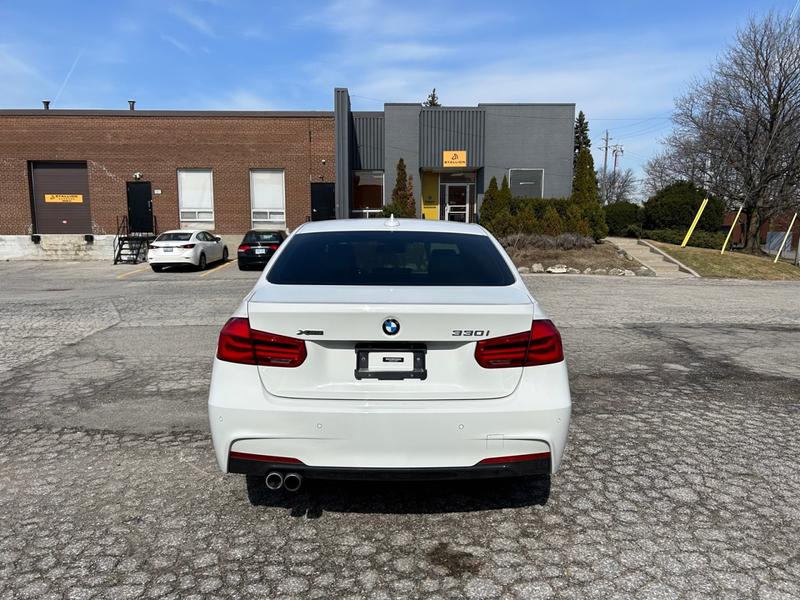 BMW 3 Series 2018 price $25,399