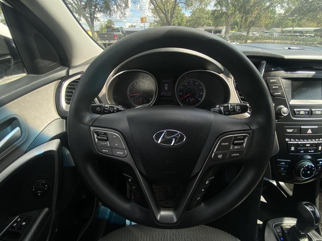 Hyundai Santa Fe 2015 price $11,777
