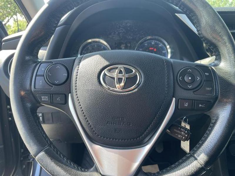Toyota Corolla 2019 price $13,777