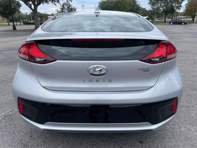 Hyundai Ioniq Hybrid 2018 price $10,477