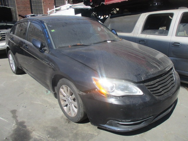 Chrysler 200 2012 price $12,345